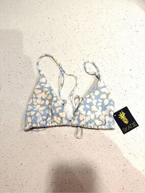 NWT Skatie Ella Bikini Top - Nantucket Blue & White - M